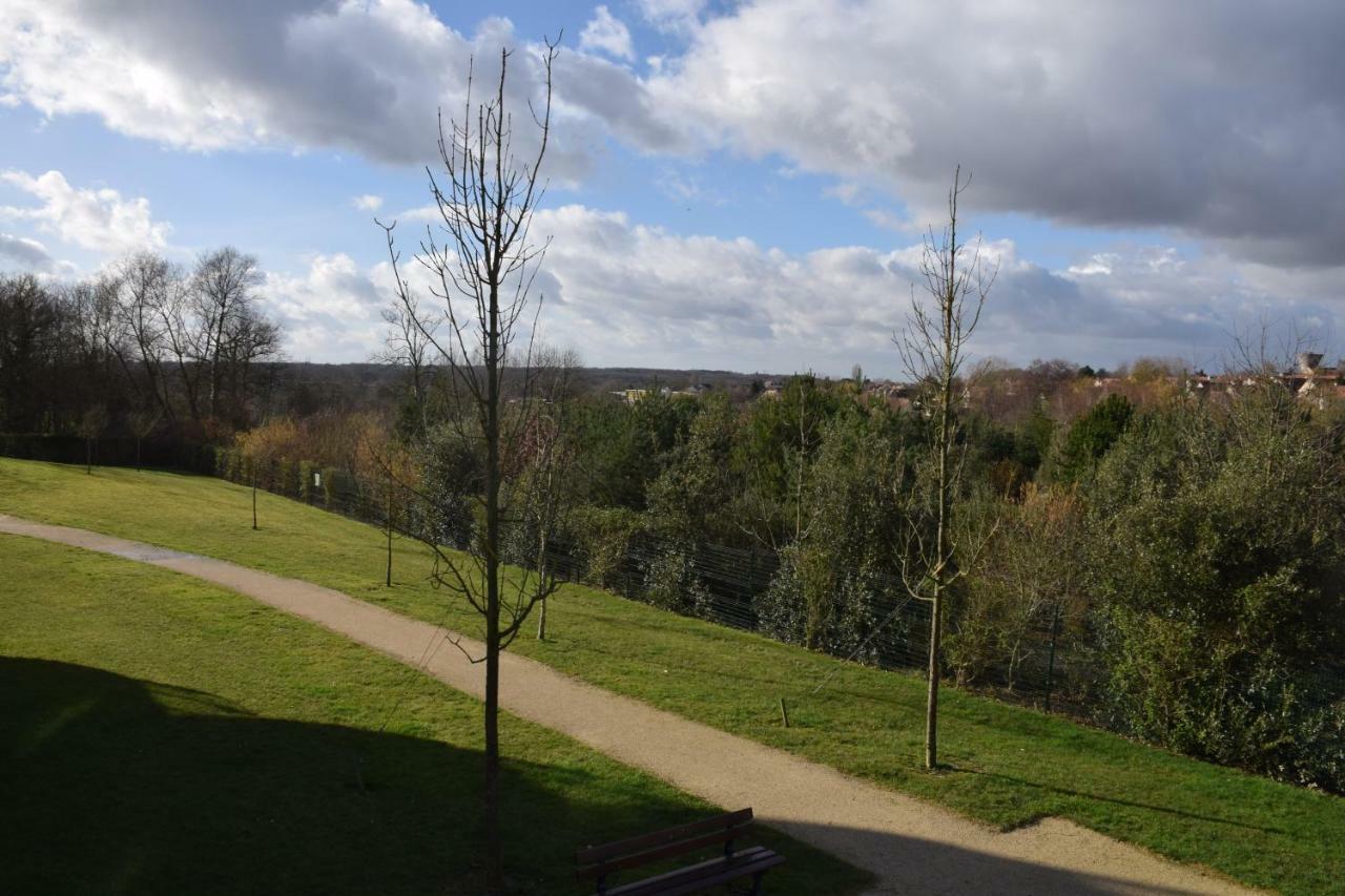 Appartement Avec Rez De Jardin A Disneyland Montévrain Exteriér fotografie
