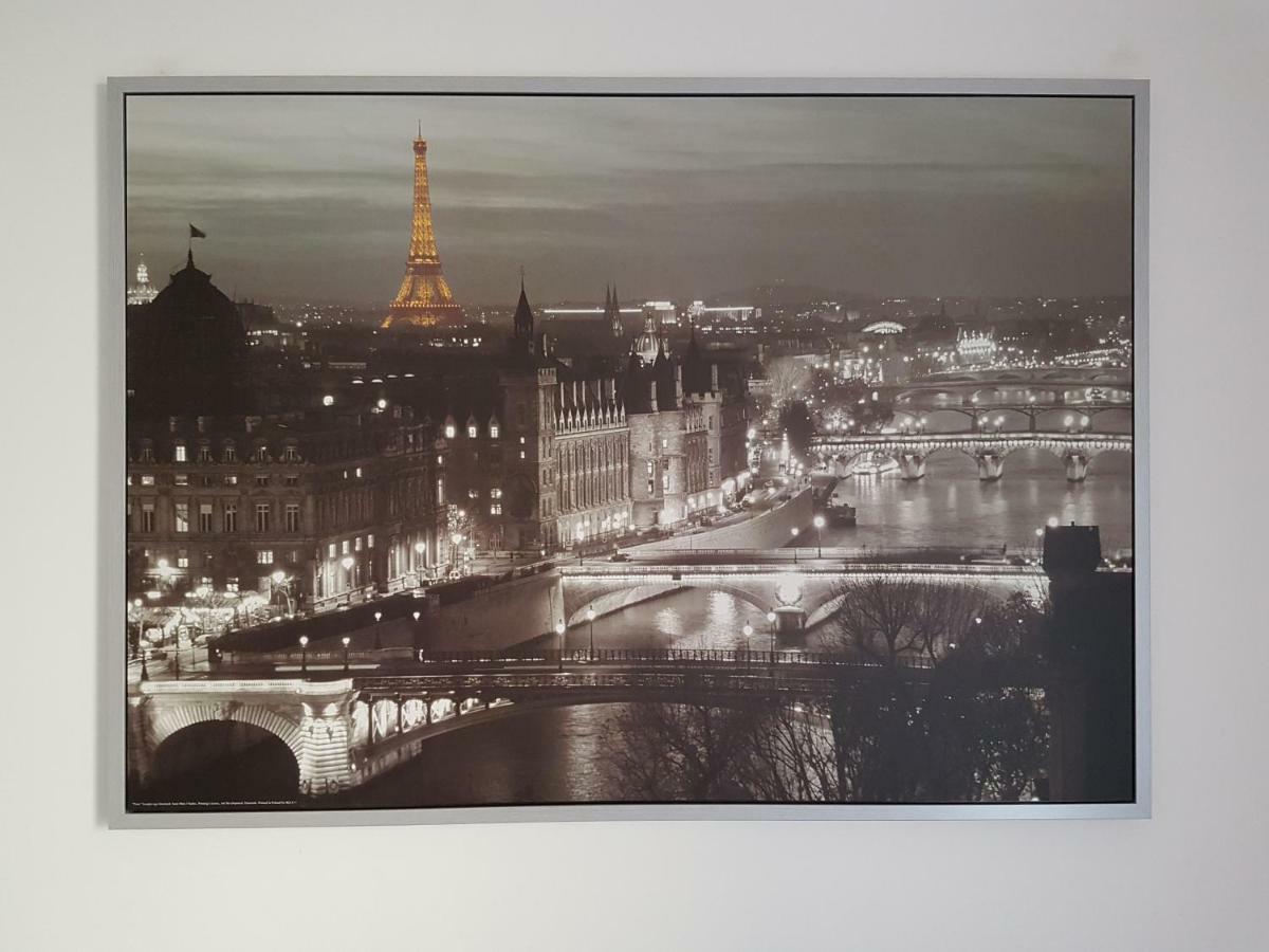 Appartement Avec Rez De Jardin A Disneyland Montévrain Exteriér fotografie